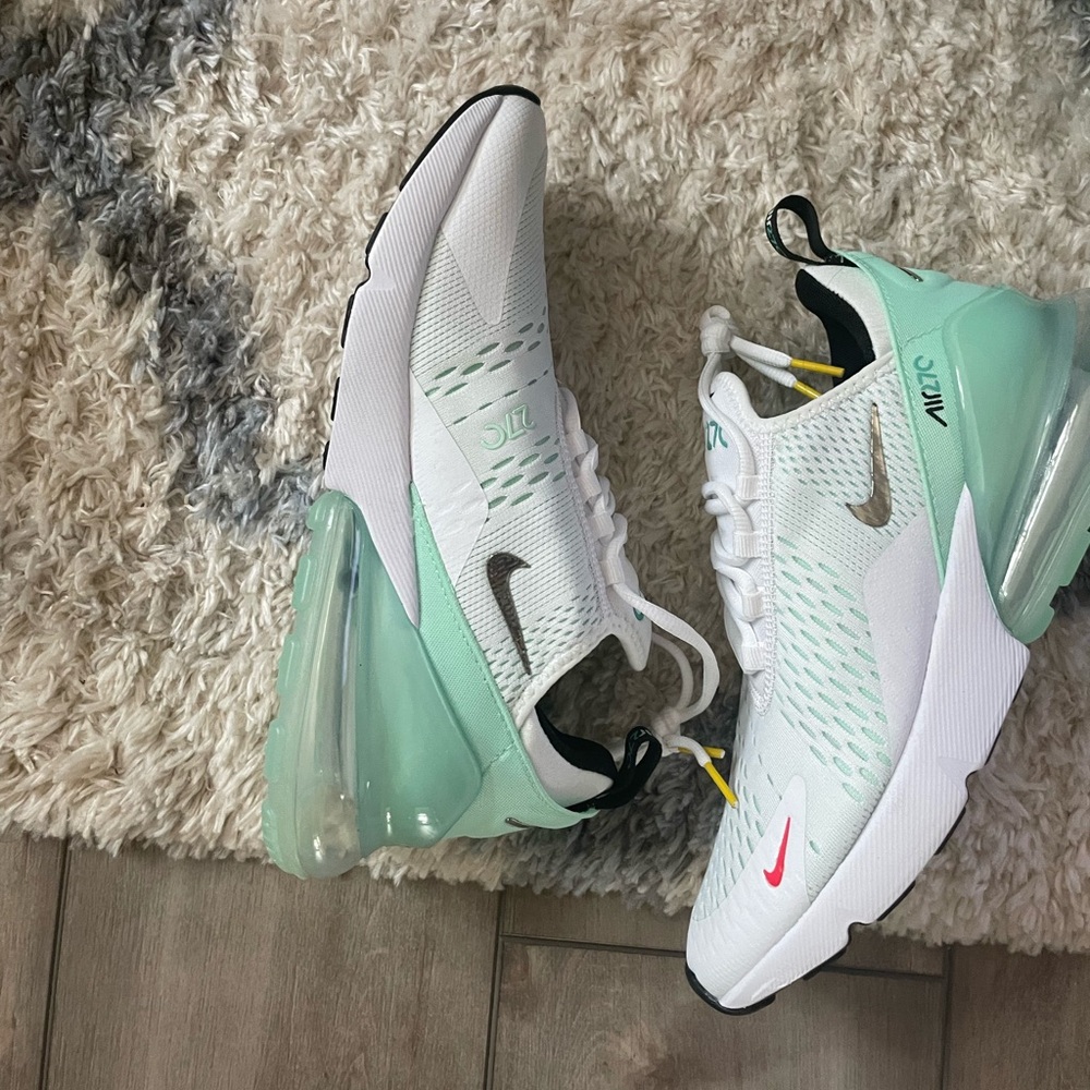 Nike AIR MAX 270 DQ7652 100